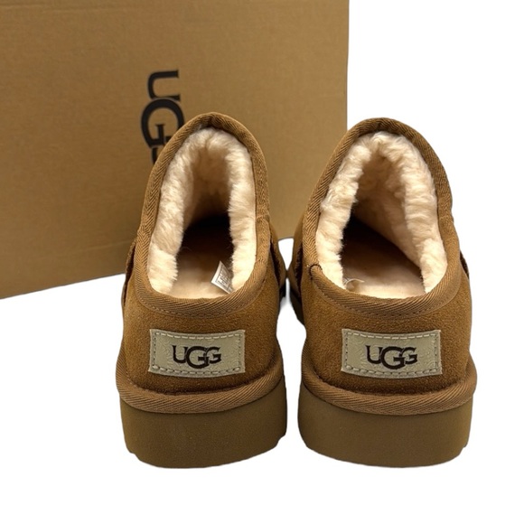 UGG Classic Slippers Size 11 - Picture 4 of 16